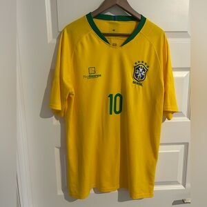 Brazil Soccer Shirt Number 10 Yellow Green Size XL US